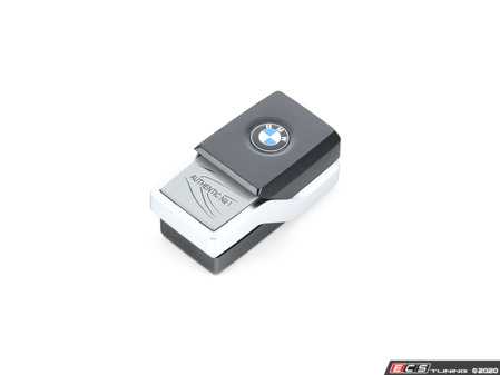 ES#3016587 - 64119382621 - Ambient Air Authentic Suite #1 - Warm, woody scents, amber and coffee aromas are united with the elegance of
stylish nuances of leather. - Genuine BMW - BMW