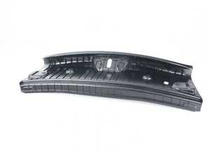 ES#2817892 - 51477296038 - Loading Sill Cover - Genuine BMW - BMW