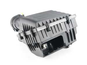 ES#3649494 - 5QM129607F - Air Box Assembly - Includes air filter and mass airflow sensor o-ring - Genuine Volkswagen Audi - Volkswagen