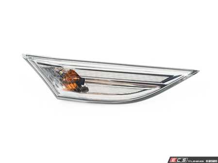 ES#4031780 - 99163115603 - Clear Side Marker - Right - European-spec housing featuring amber bulbs - Genuine Porsche - Porsche