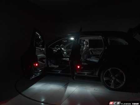 ES#2996202 - Q7doorKT - LED Door Puddle Lighting Kit - Transform you door puddle lighting with new LED bulbs from Ziza - ZiZa - Audi