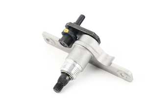 ES#4393679 - 95562809006 - Rear Wiper Transmission - Crank drive for hatch window wiper - Genuine Porsche - Porsche
