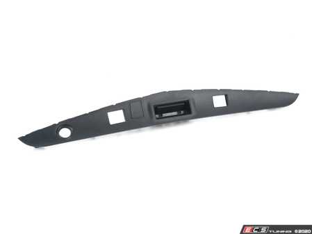 ES#2929308 - 2077500393 - Rear Deck Lid Handle - (NO LONGER AVAILABLE) - Located Where you grab the trunk to close / open, without rear camera - Genuine Mercedes Benz - 