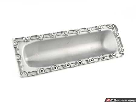 ES#4381685 - 11141742042 - Valley Pan Cover With Gasket - If your vehicle has started leaking coolant around the intake area and it is not the pipes it is probably the valley pan. - Bremmen Parts - BMW