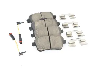 Rear Premium Ceramic Brake Pad Set