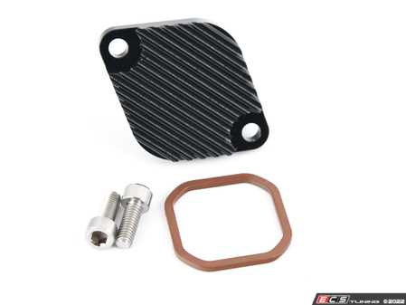 ES#4428271 - 090744ECS09 - Thermostat Cover Upgrade Kit - Black - Dress up your engine bay and add a bit of additional oil cooling - ECS - BMW