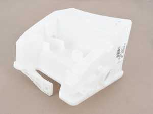 ES#347938 - 3C8955453B - Windshield Washer Reservoir - Lower - 3.7L lower reservoir - Genuine Volkswagen Audi - Volkswagen