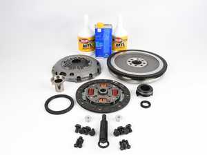 ES#4067131 - 52151203ktKT1 - Single Mass Flywheel Conversion Kit 52151203 Valeo With Seals/Guide Tube - Deluxe Kit - DMf (Dual Mass Flywheel) to Single Conversion Kit with clutch and pressure plate, comes with extra seals and guide tube to finish the conversion. Plus Brake Fluid, Manual Transmission Fluid and 2 Transmission Drain Plugs. ECS Exclusive Kit!! - Assembled By ECS - MINI