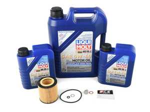 ES#3659026 - 111375351063KT - Liqui Moly Oil Change Kit - Featuring Leichtlauf High-Tech engine oil, Mann filter, and a Genuine BMW drain plug - Assembled By ECS - BMW