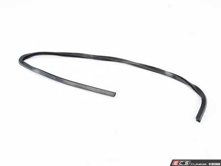 ES#4316650 - 51326454324 - URO Vent Glass Seal - Used to seal the vent frame to the door - URO - BMW