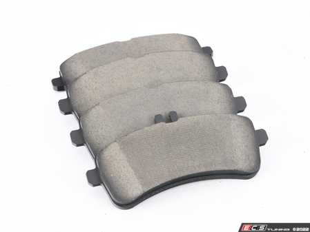 ES#4485320 - 0004203700 - Premium Ceramic OE Equivalent Rear Brake Pad Set - Brembo NAO Ceramic pads are designed to deliver improved comfort and reduced pad wear - Brembo - Mercedes Benz