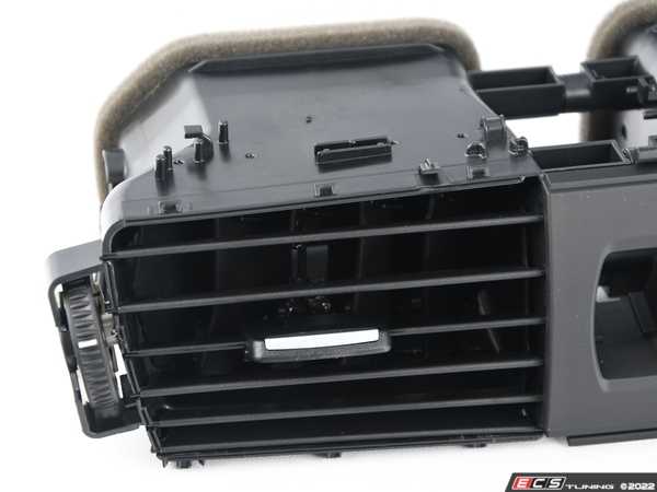 Genuine BMW - 64229303405 - Fresh Air Grille Center (64-22-9-303-405)