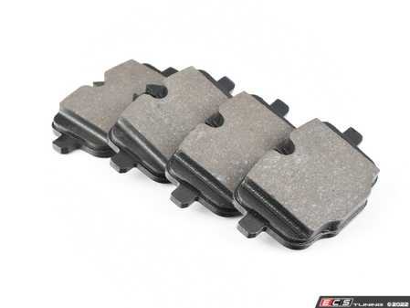 ES#4485977 - 34212284389 - Rear Premium Low-Met Brake Pad Set - Quality brake pads from an original equipment supplier - Brembo - BMW