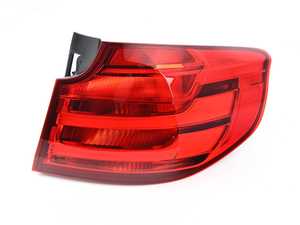 ES#2698450 - 63217286040 - REAR LIGHT IN THE SIDE PANEL - Genuine BMW - BMW