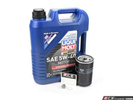 ES#3023143 - 070115561KT1 - Oil Service Kit - Includes Mann oil filter and Synthoil Premium 5w-40 oil - Assembled By ECS - Volkswagen