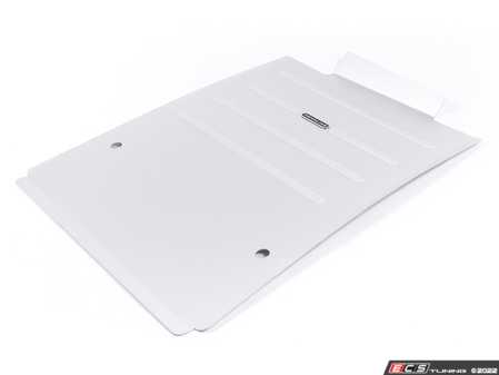ES#4505802 - TM56.SILVER - Silver Rennline Track Mat - Driver Side - Protect your carpet and give your Mercedes a race-inspired look - Rennline - Mercedes Benz