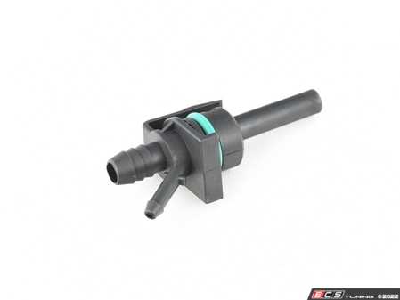 ES#4325268 - 11151703710 - Valve Cover Breather Connector - Located in the valve cover, see learn more for breather hoses needed - MTC - BMW