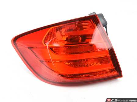 ES#2797898 - 63217429729 - REAR LIGHT IN THE SIDE PANEL - Genuine BMW - BMW