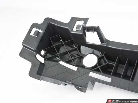 ES#4188133 - 51127462344 - CENTER BRACKET, BUMPER - Genuine BMW - BMW