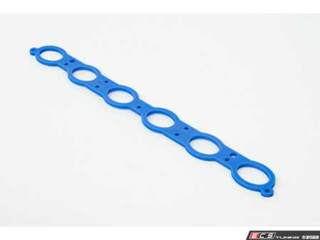 ES#4608346 - 8200S - B58 Thermal Rejection Competition Spacer - Also known as a "Phenolic Spacer", this prevents heat transfer from the head to the intake manifold to reduce intake air temperatures (IATs) - CSF - BMW