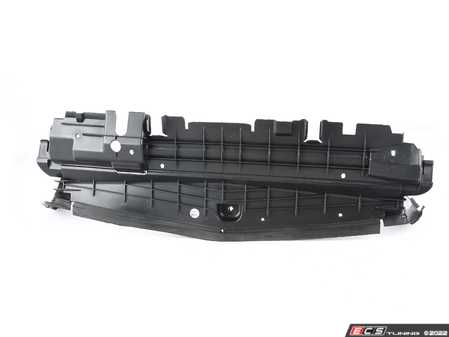ES#2547716 - 2045053330 - Air Duct - Located at the bottom of the radiator - Genuine Mercedes Benz - Mercedes Benz