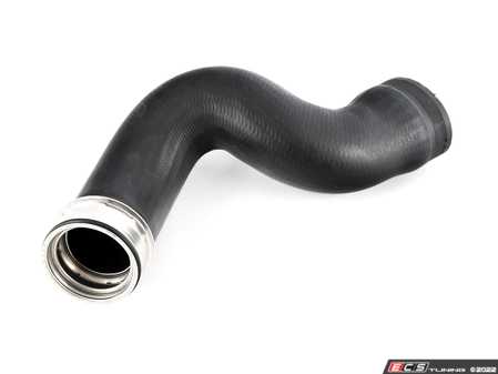 ES#2885669 - 3B0145834AA - Throttle Body Hose - Connects the throttle body to the top port of the intercooler - Vaico - Volkswagen
