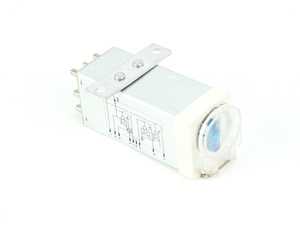ES#2893977 - 0005406745 - Overload Protection Relay (OVP) - Includes new fuses - Vemo - Mercedes Benz