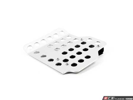 ES#4608979 - F62.SILVER - Aluminum Floor Board - Passenger Side - Silver - Dress up your footwell with machined anodized aluminum - Rennline - Audi