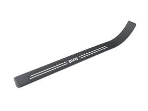 ES#123713 - 51478125935 - ENT. CVR.BLK. - Genuine BMW - BMW