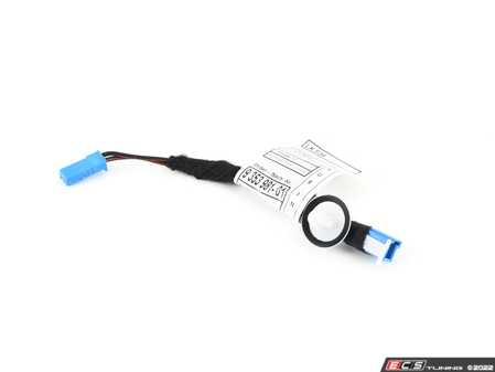 ES#3548938 - 65139353981 - ADAPTER CABLE FOR SP - Genuine BMW - BMW