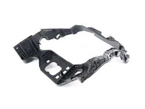 ES#4267100 - 95B805594E - Front Radiator Support Side Panel - Right - Side air baffle - Genuine Porsche - Porsche