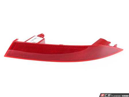 ES#4209304 - 63147463974 - REFLECTOR RIGHT - Genuine BMW - BMW