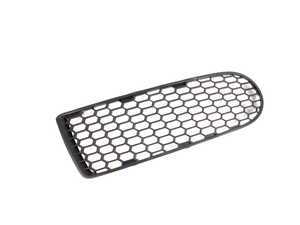 ES#297913 - 1C0807684A01C - Front Bumper Air Vent - Passenger - Passenger's side bumper air vent that clips into the front of the bumper - Genuine Volkswagen Audi - Volkswagen