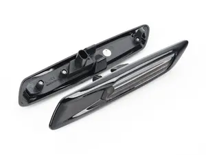 Dynamic Turn Signals - Smoke With Gloss Black Housing