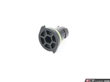 ES#3473275 - 0009909518 - Engine Oil Drain Plug - The newest style plastic drain plug. Push Turn Style. M176 & M177 Engines. - Genuine Mercedes Benz - Mercedes Benz