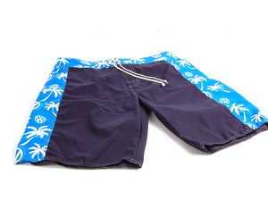 ES#2202430 - 11599M - Surfs Up Board Shorts - Medium - (NO LONGER AVAILABLE) - Show off your Volkswagen style in the water - DriverGear - 