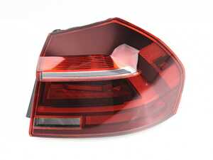 ES#3144239 - 561945208C - Outer Tail Light - Right - LED, tinted tail light assembly - Genuine Volkswagen Audi - Volkswagen