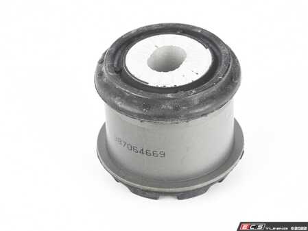 ES#2892121 - 8D0399419E -  Front Subframe Bushing - Priced Each - Fits the left and right side - Vaico - Audi Volkswagen