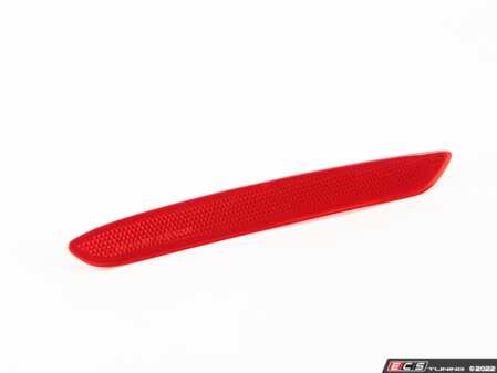ES#3110348 - 63147853469 - Reflector - Bumper Cover (Red) - Genuine BMW - BMW