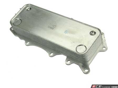 ES#4642528 - 6421800165 - Engine Oil Cooler - Oil to water heat exchanger - URO - Mercedes Benz