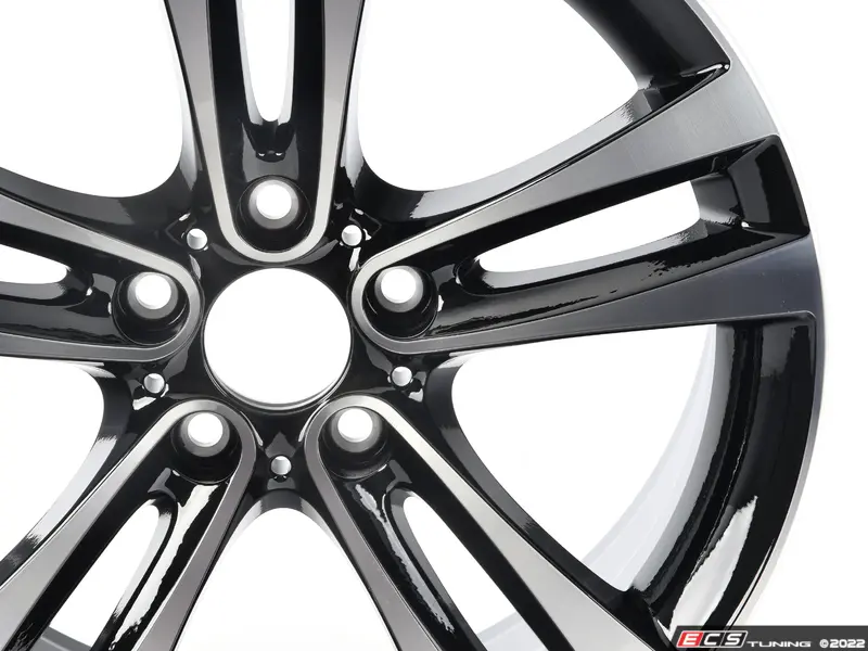 M。 Genuine BMW - 36116882588 - Bmw Light Alloy Wheel Double