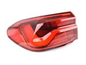 ES#3515849 - 63217420739 - REAR LIGHT IN THE SI - Genuine BMW - BMW