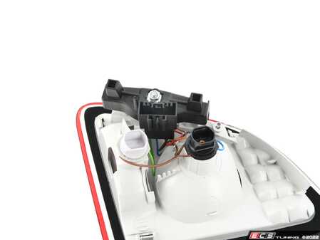 ES#174687 - 63217177697 - Tail Light - Left - Located in the rear hatch - Genuine BMW - BMW