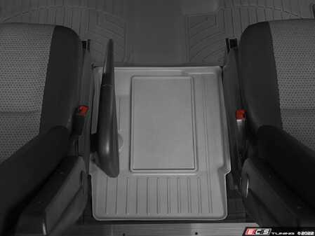 ES#2906563 - 462492 - Rear Center Aisle Floor Liner - Grey 2007-18 Mercedes-Benz Sprinter - Laser measured for perfect fitment and ultimate protection against moisture and debris - WeatherTech - Mercedes Benz