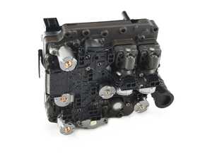 ES#3439071 - 02E325025ASZ7Q - DSG Mechatronic Control Unit Assembly (DQ250 6-Speed) - Factory OEM DQ250 electro-hydraulic Mechatronic valve body and transmission control unit (TCU) assembly. Pre-programmed with factory calibration Z7Q for 1.8T TSI gas models equipped with 4Motion all-wheel drive. - Genuine Volkswagen Audi - Volkswagen