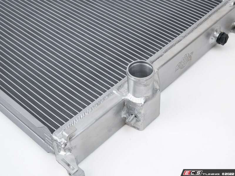 CSF Cooling - 7211 - BMW S54 Swap High-Performance Radiator - E36/E46