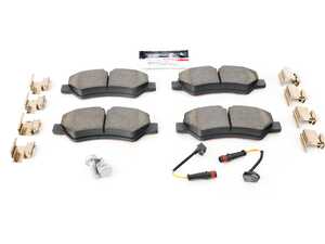 ES#4485414 - 0084205120 - Rear Brake Pad Set - Brembo - Mercedes Benz