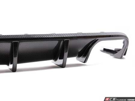 ES#4674383 - E236.CARBON - Rennline Diffuser - Carbon Fiber - Add a modern spin on the classic Porsche design to your 991 - Rennline - Porsche
