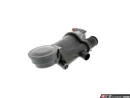 ES#2892933 - 99610702304 - Engine Crankcase Vent Valve - Keep your crankcase pressures and emissions down with a new separator - Vaico - Porsche