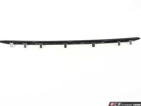 ES#2978146 - 51427349526 - Accent Modling - Rear Right - Schwarz - Genuine BMW - BMW